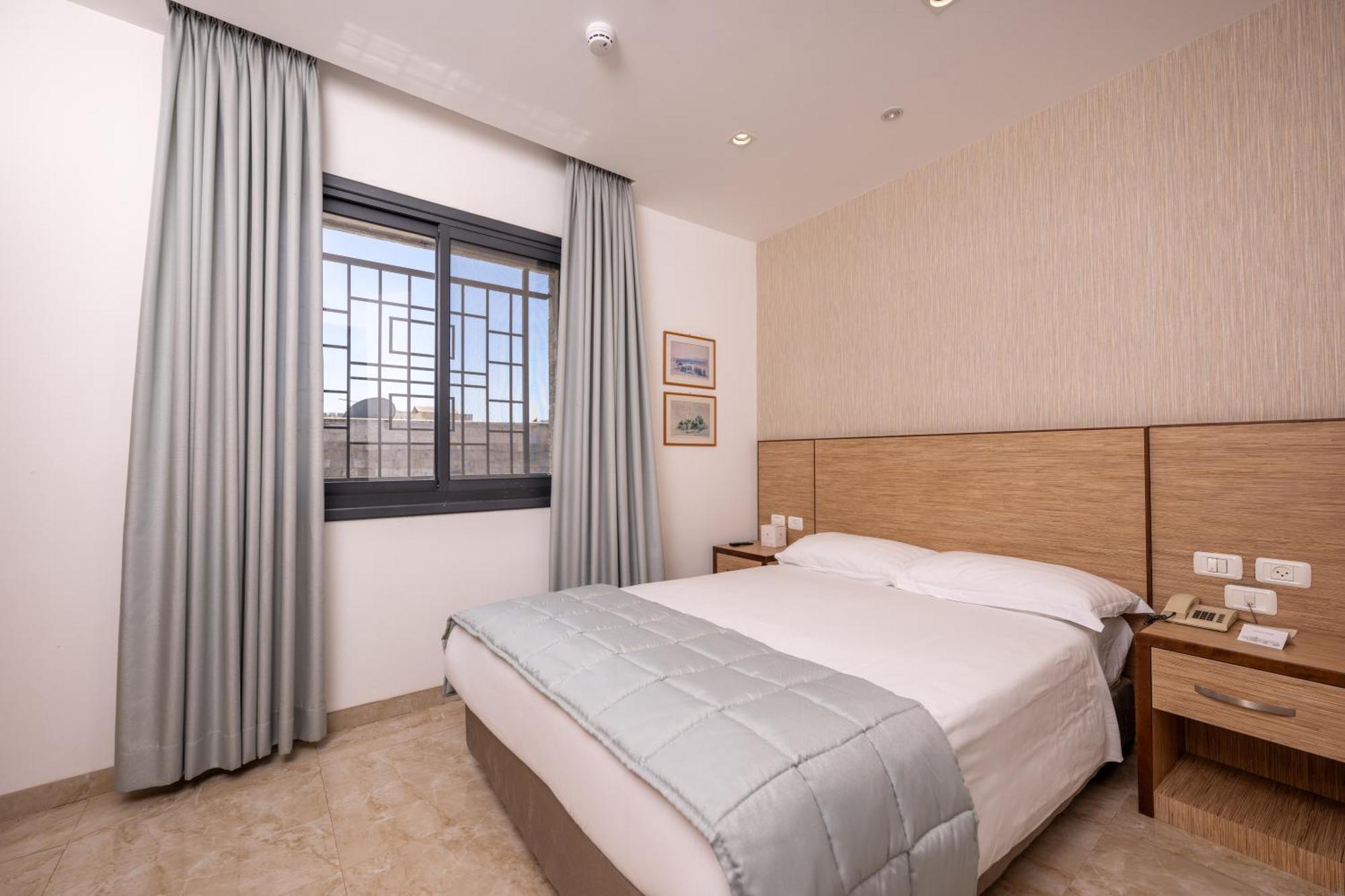 Golden Walls Hotel Иерусалим Экстерьер фото