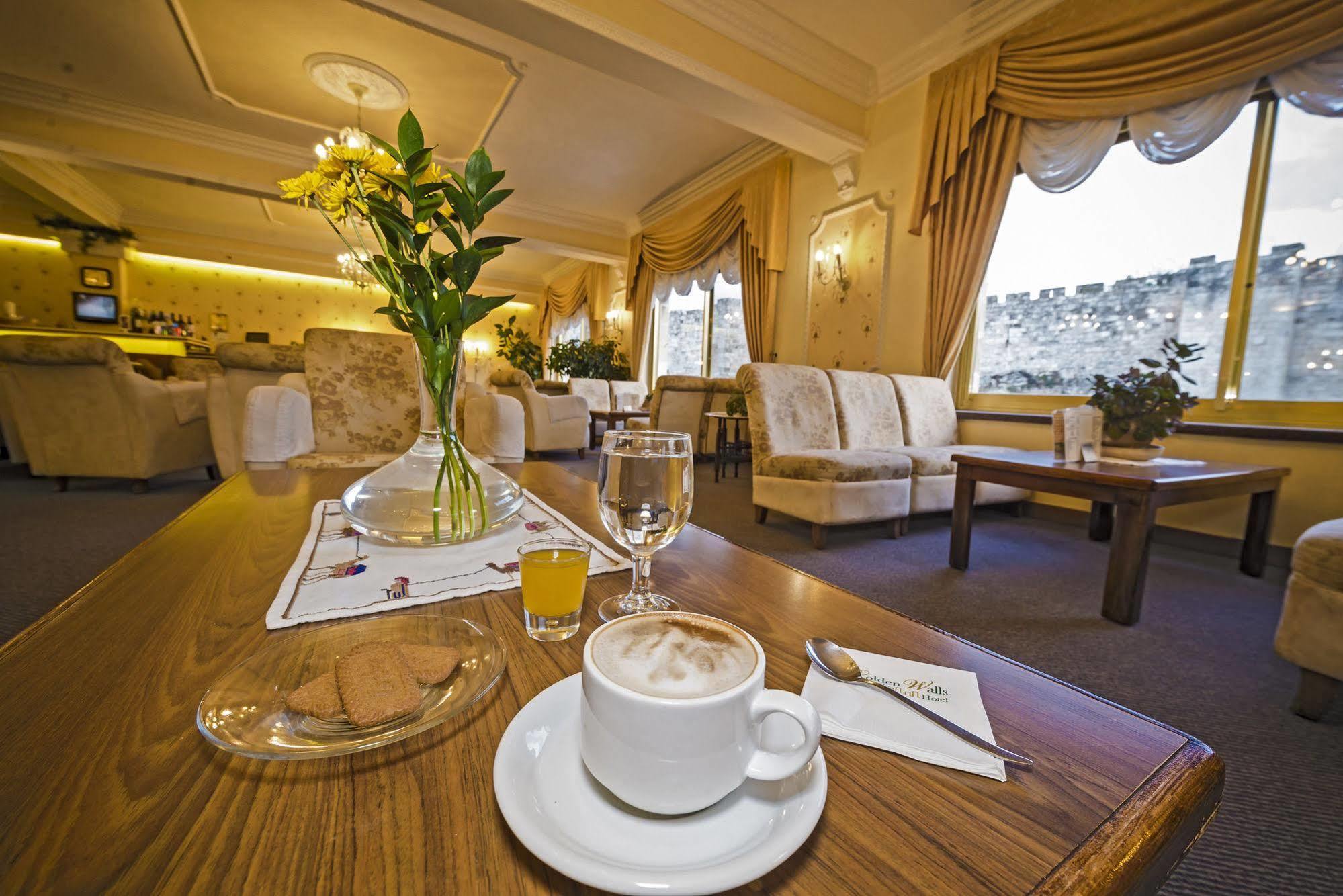 Golden Walls Hotel Иерусалим Экстерьер фото
